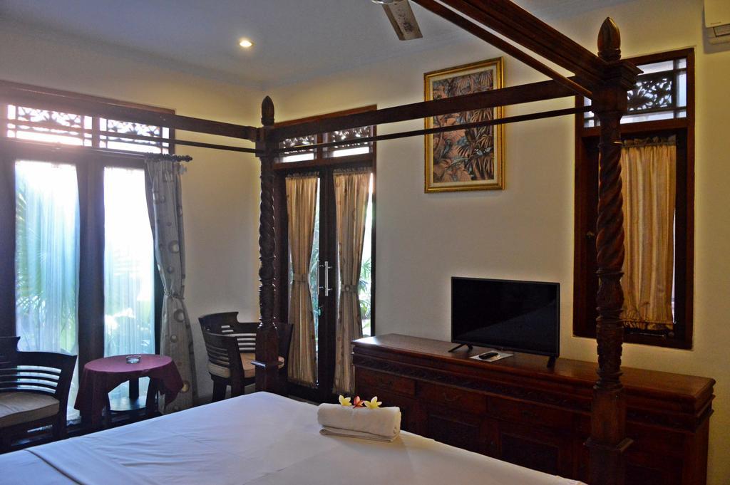 Yulia 2 Homestay Sanur Екстериор снимка