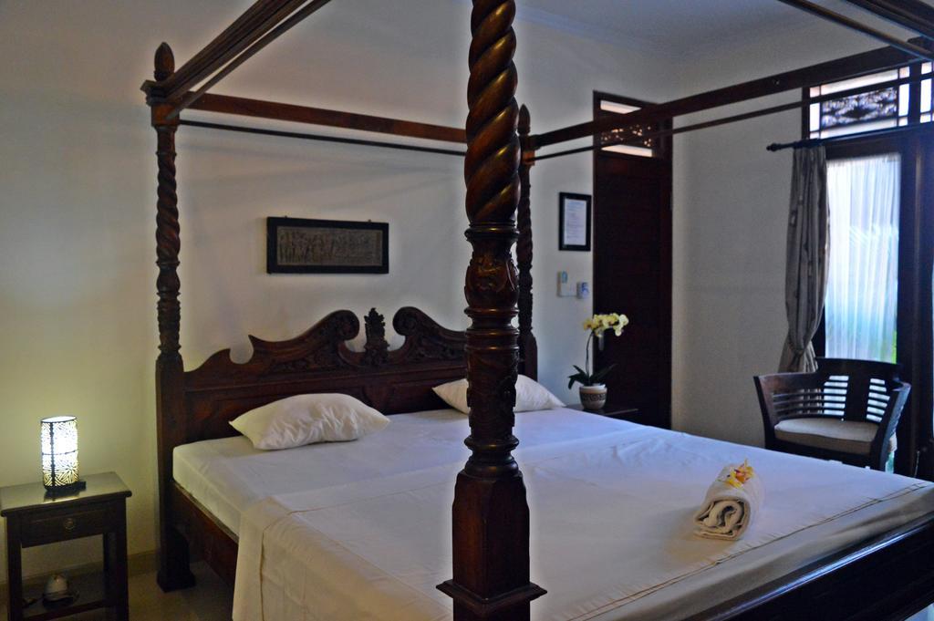 Yulia 2 Homestay Sanur Екстериор снимка