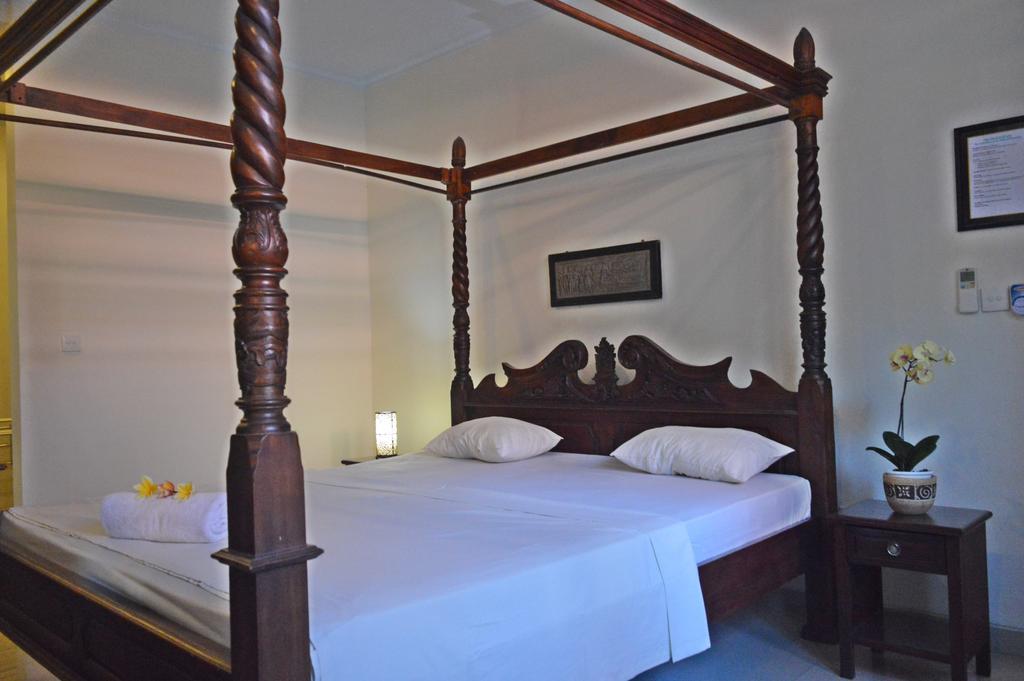 Yulia 2 Homestay Sanur Екстериор снимка