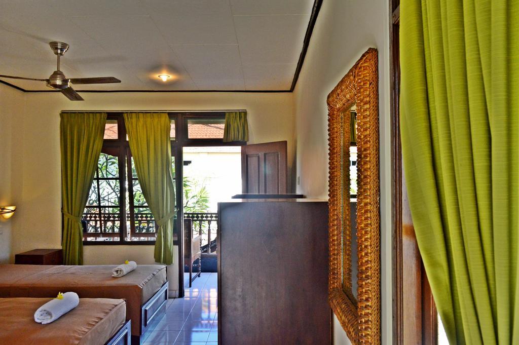 Yulia 2 Homestay Sanur Екстериор снимка