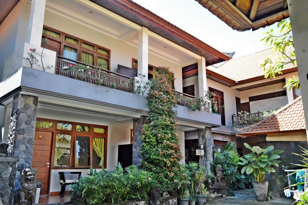 Yulia 2 Homestay Sanur Екстериор снимка