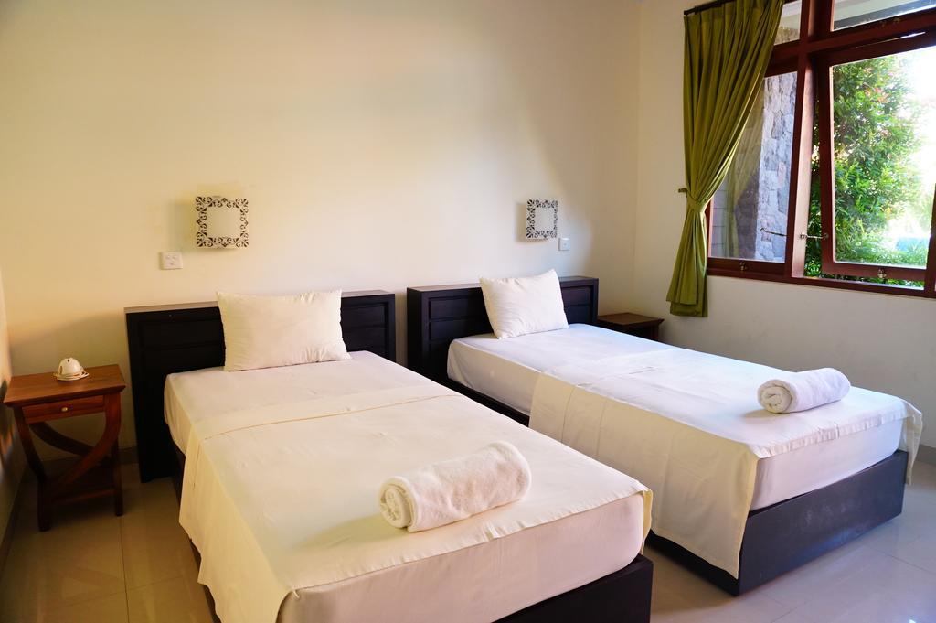 Yulia 2 Homestay Sanur Екстериор снимка