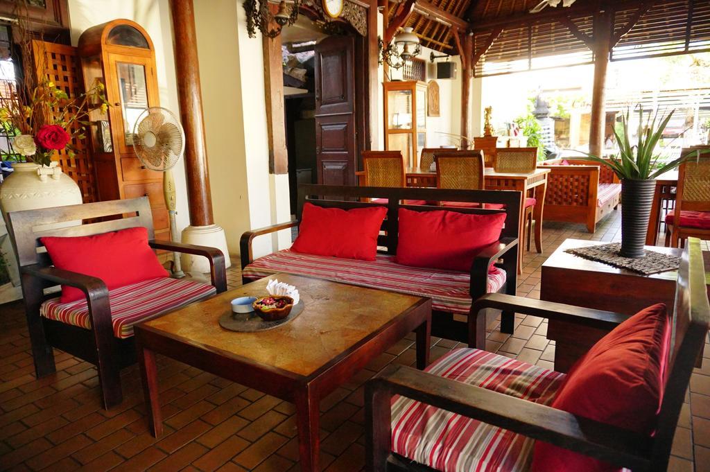 Yulia 2 Homestay Sanur Екстериор снимка