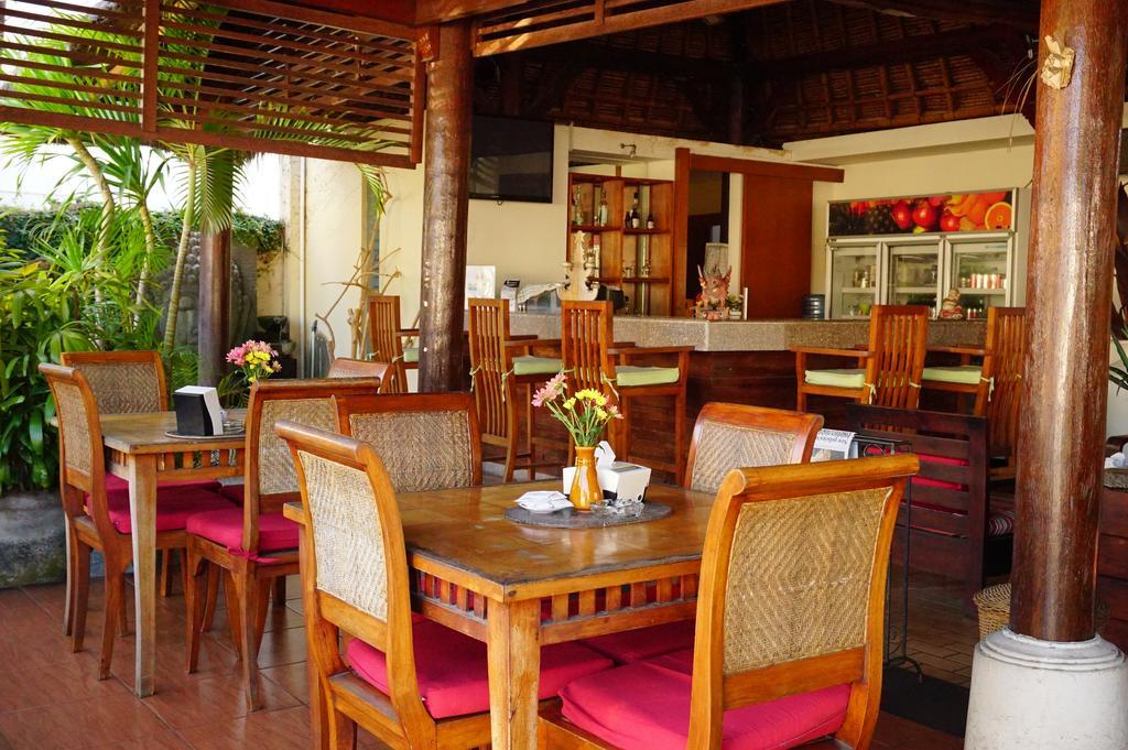Yulia 2 Homestay Sanur Екстериор снимка